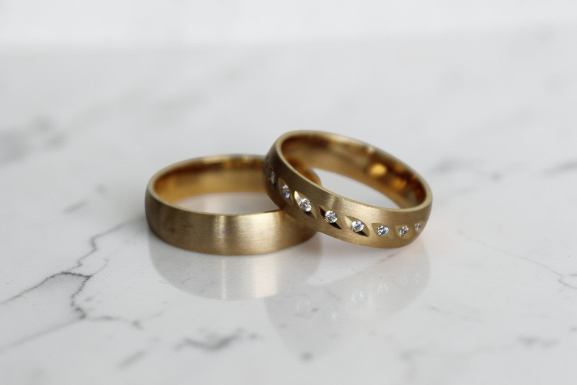 Florance Karikagyűrű Pár - 14K Sárga Arany - 20 db 0.006 ct Gyémánt